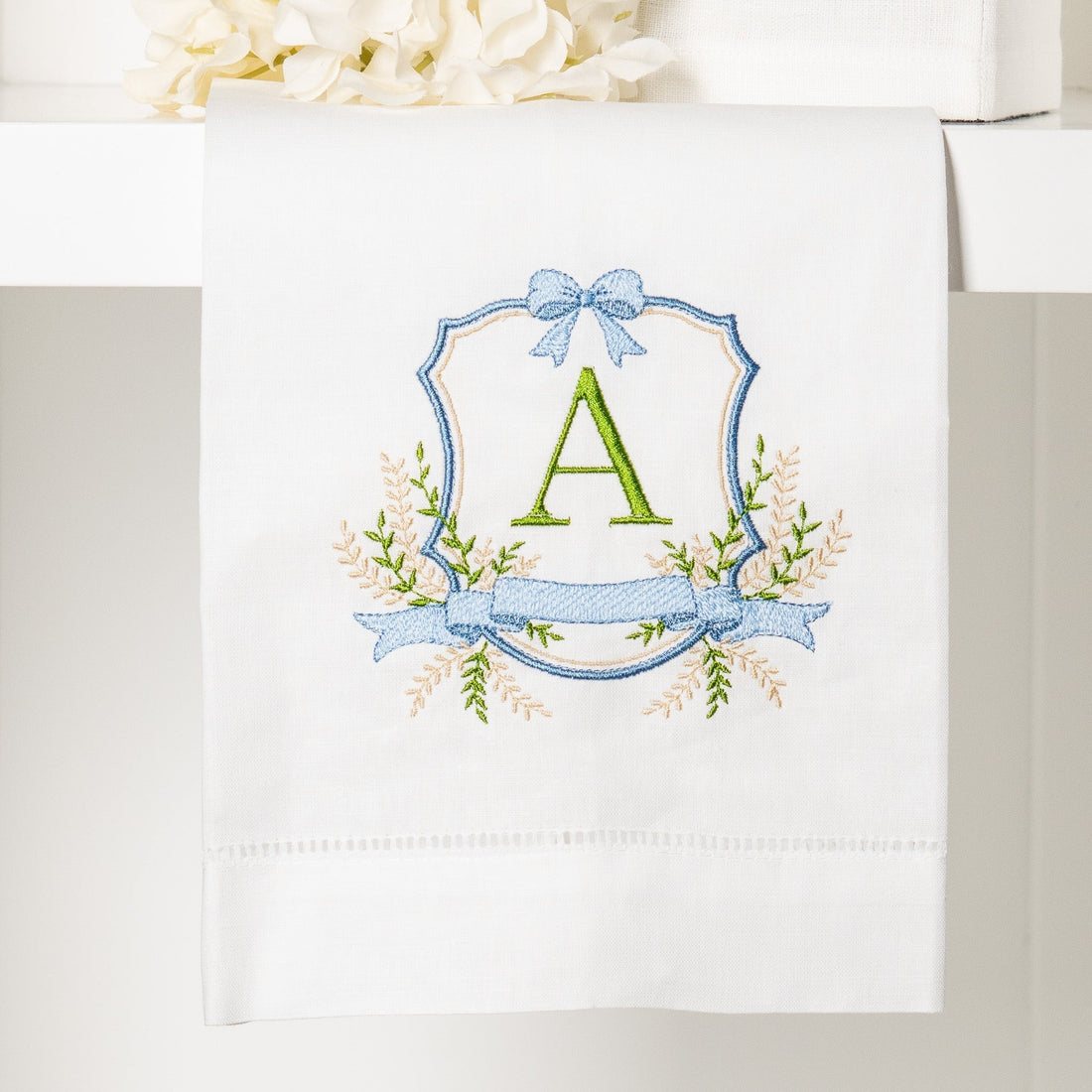 How to Add Warmth to Modern Interiors with Fabric & Texture