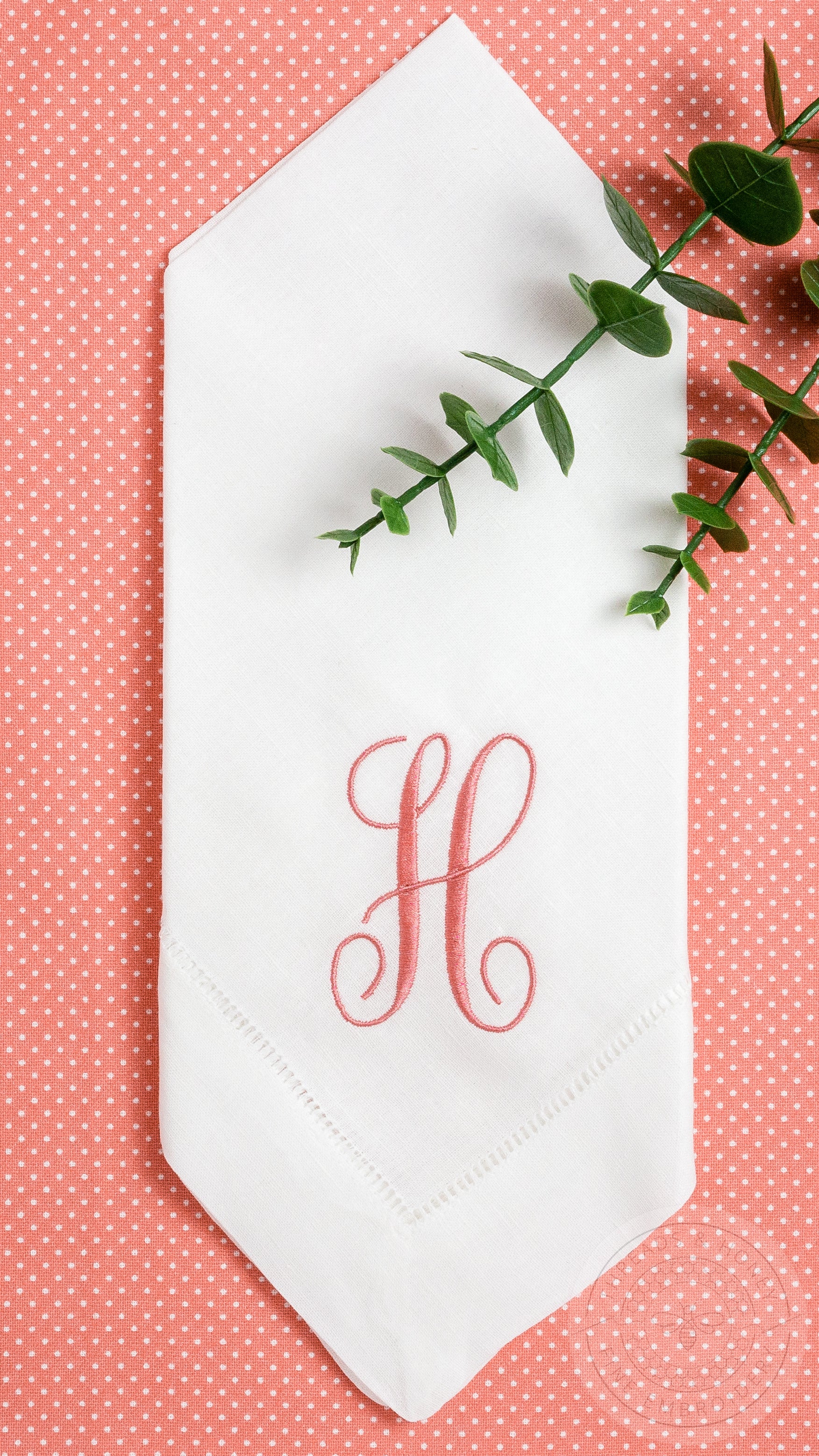 Embroidered Dinner Napkins with Calligraphy Single Letter Monogram